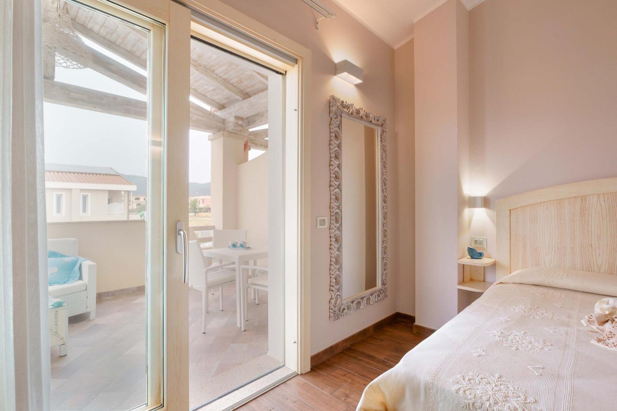 La Rosa Dei Venti Bed & Breakfast Villasimius Bagian luar foto